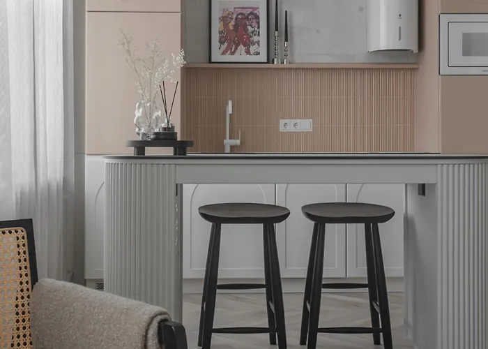 Danes23 - Candy Studio, Self Check-In, Free Parking, Park And River View, Oldtown, A/C