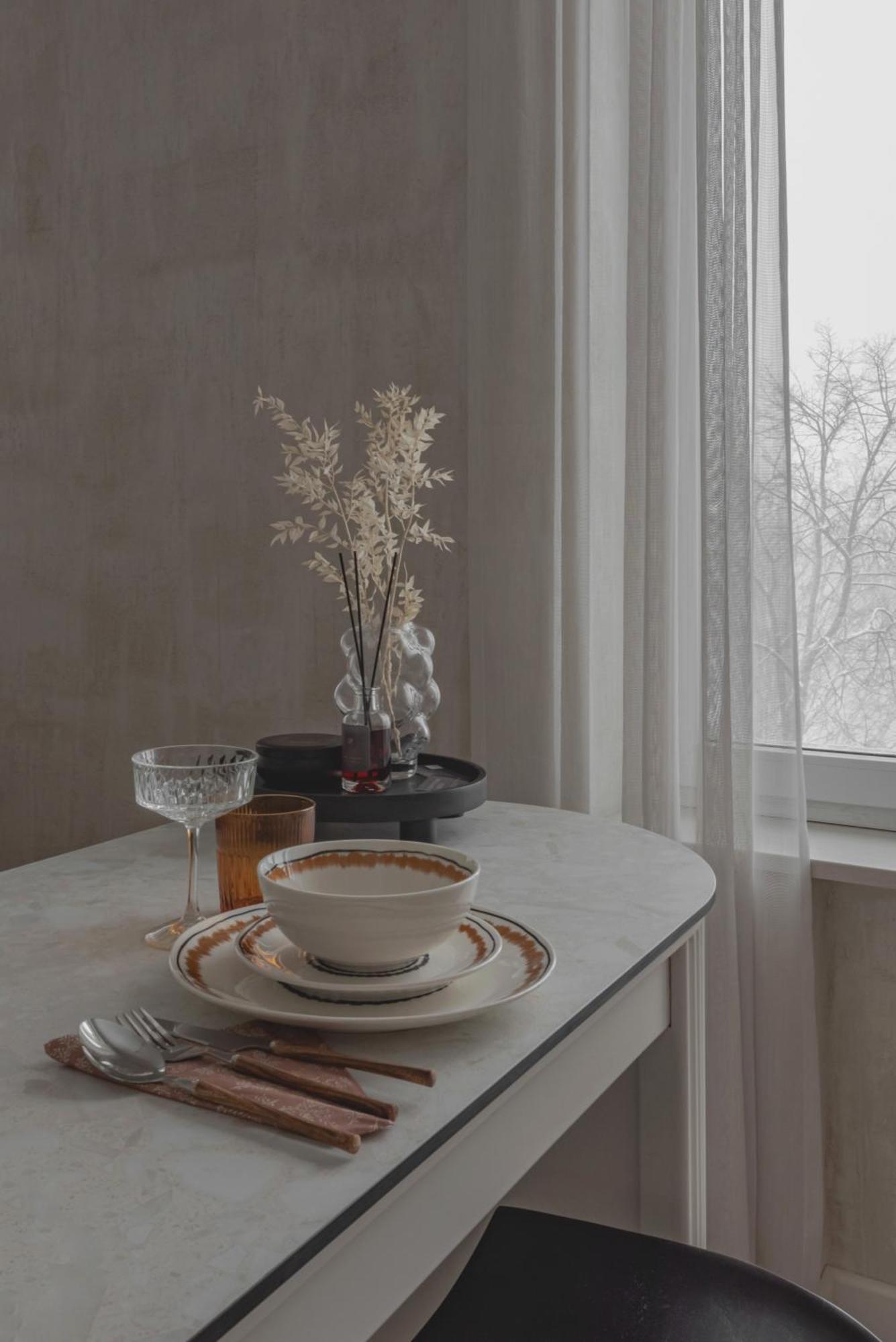 Danes23 - Candy Studio, Self Check-in, Free Parking, Park And River View, Oldtown, A/c Apartment