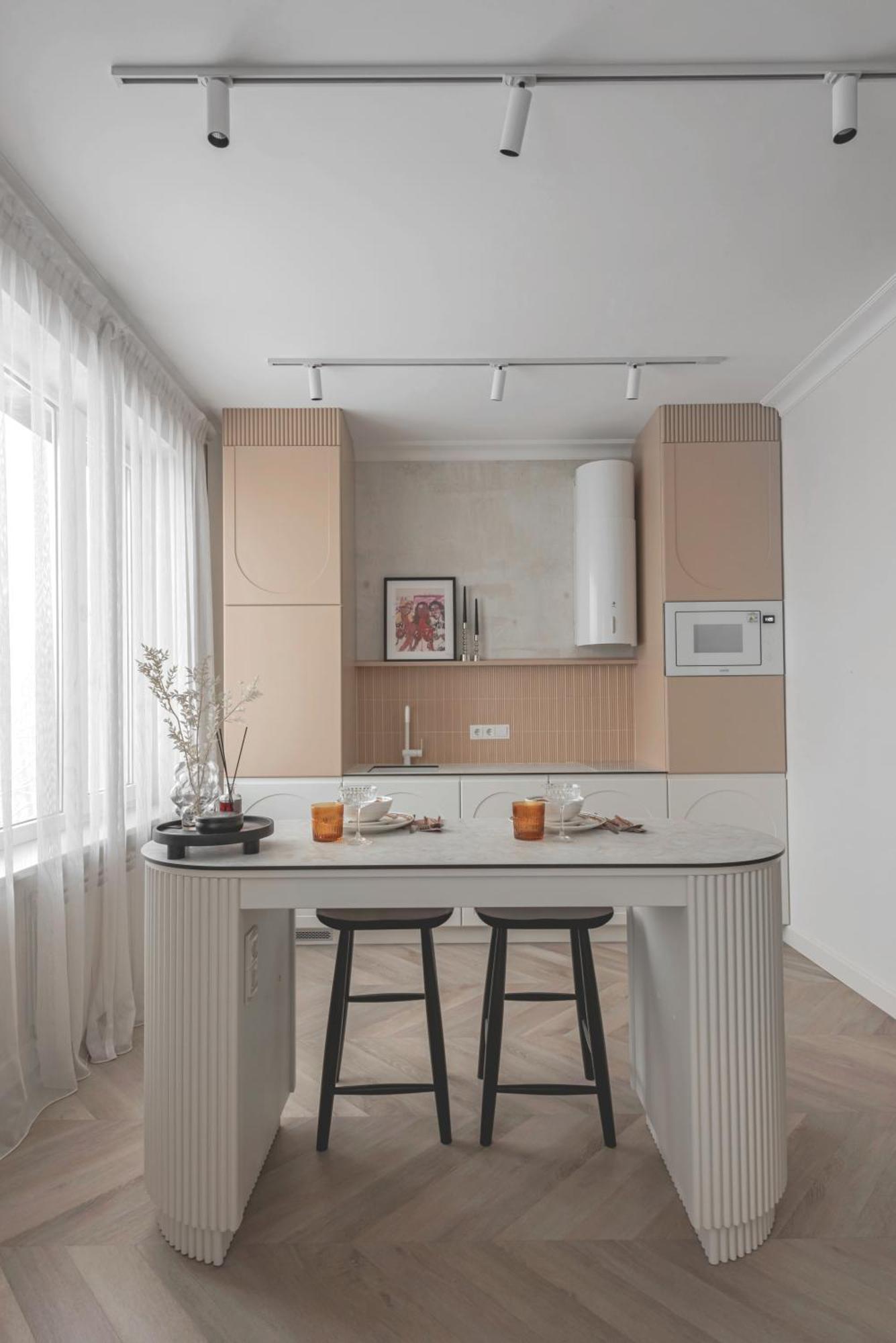 Danes23 - Candy Studio, Self Check-in, Free Parking, Park And River View, Oldtown, A/c Apartment